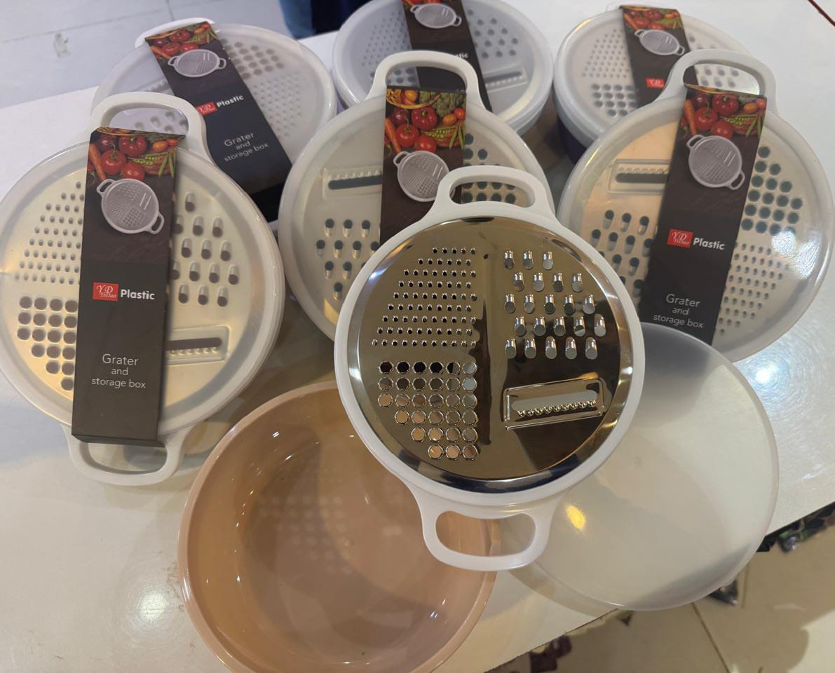 4-in-1 Multi Grater with Storage Case & Plastic Cover – Stainless Steel Vegetable, Cheese & Fruit Grater